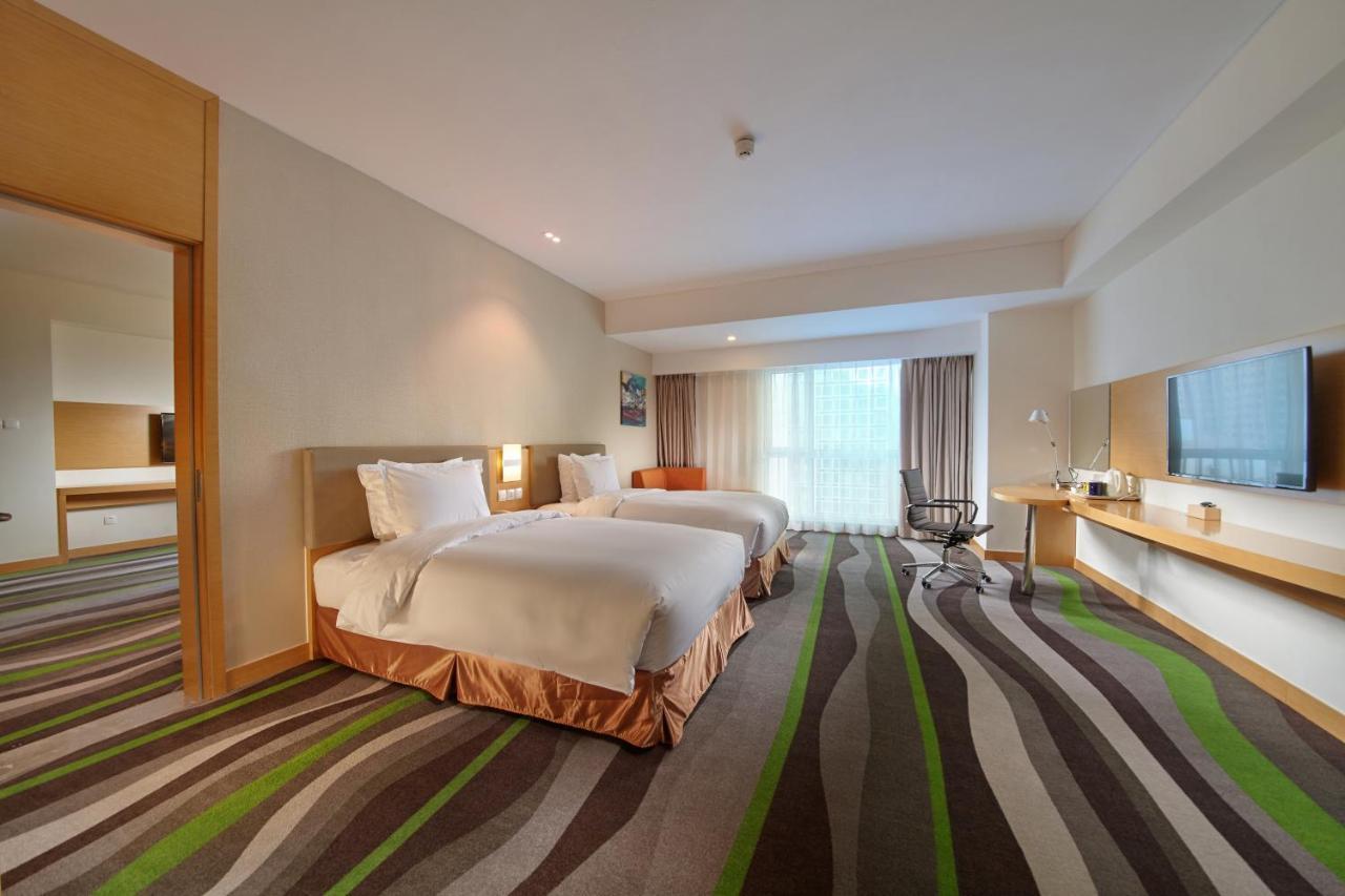 Holiday Inn Express Tangshan Downtown By Ihg Exteriör bild