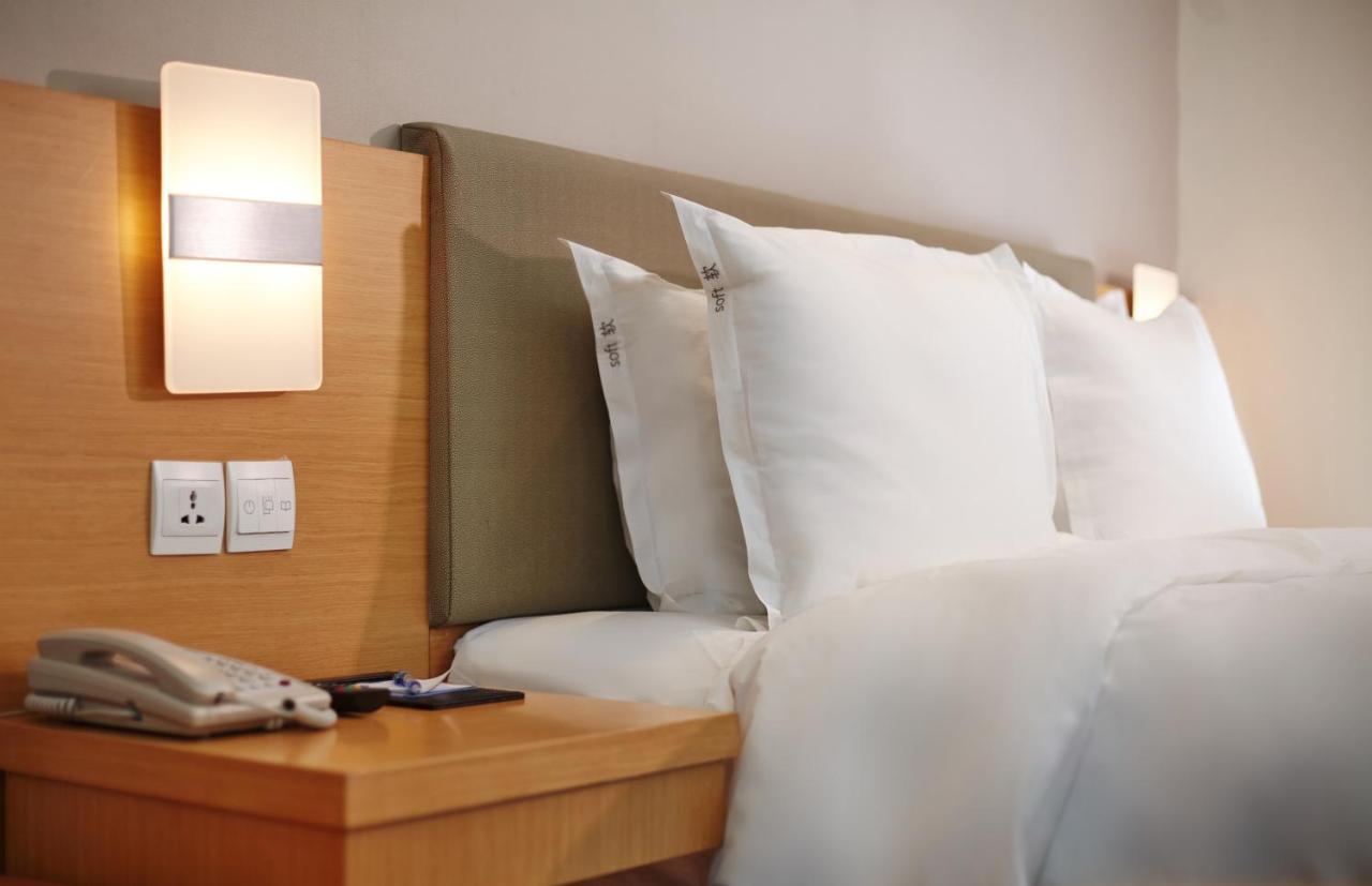 Holiday Inn Express Tangshan Downtown By Ihg Exteriör bild